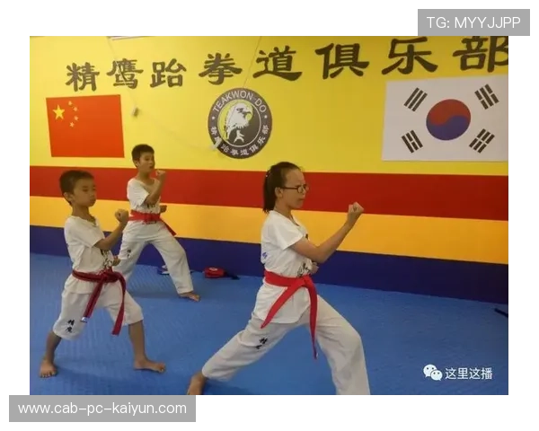 举重俱乐部完善青少年训练日志与家长沟通制度,举重项目介绍